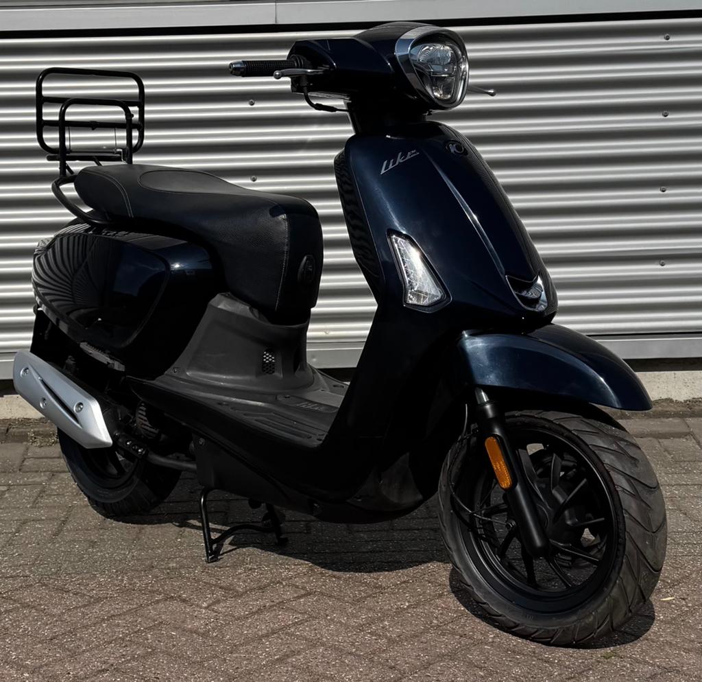 Kymco New Like 45/KM, Fietsen en Brommers, Scooters | Kymco, Zo goed als nieuw, Like, Maximaal 45 km/u, Benzine, Ophalen