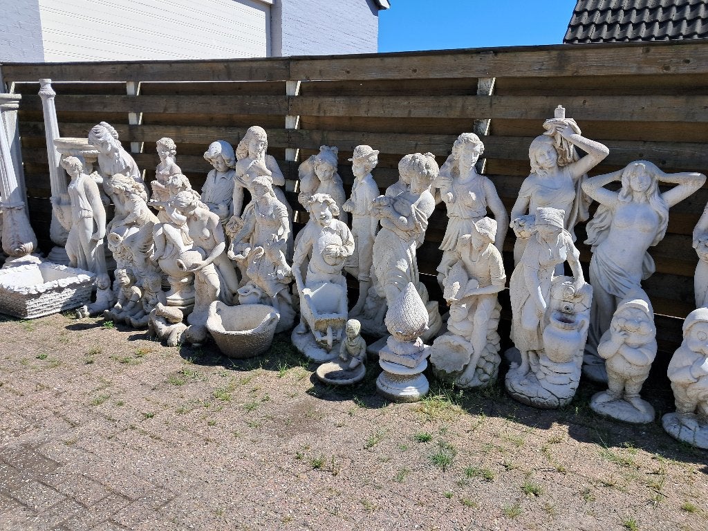 MEGA veel Soorten Tuinbeelden op = op, Ophalen, Nieuw