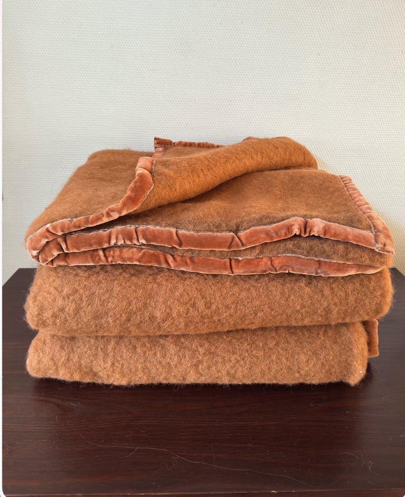 UNIEK NIEUW Extra Dik Vintage Wollen Woondeken, Wol, Bruin, Woondeken, Wol, Nieuw, Ophalen of Verzenden