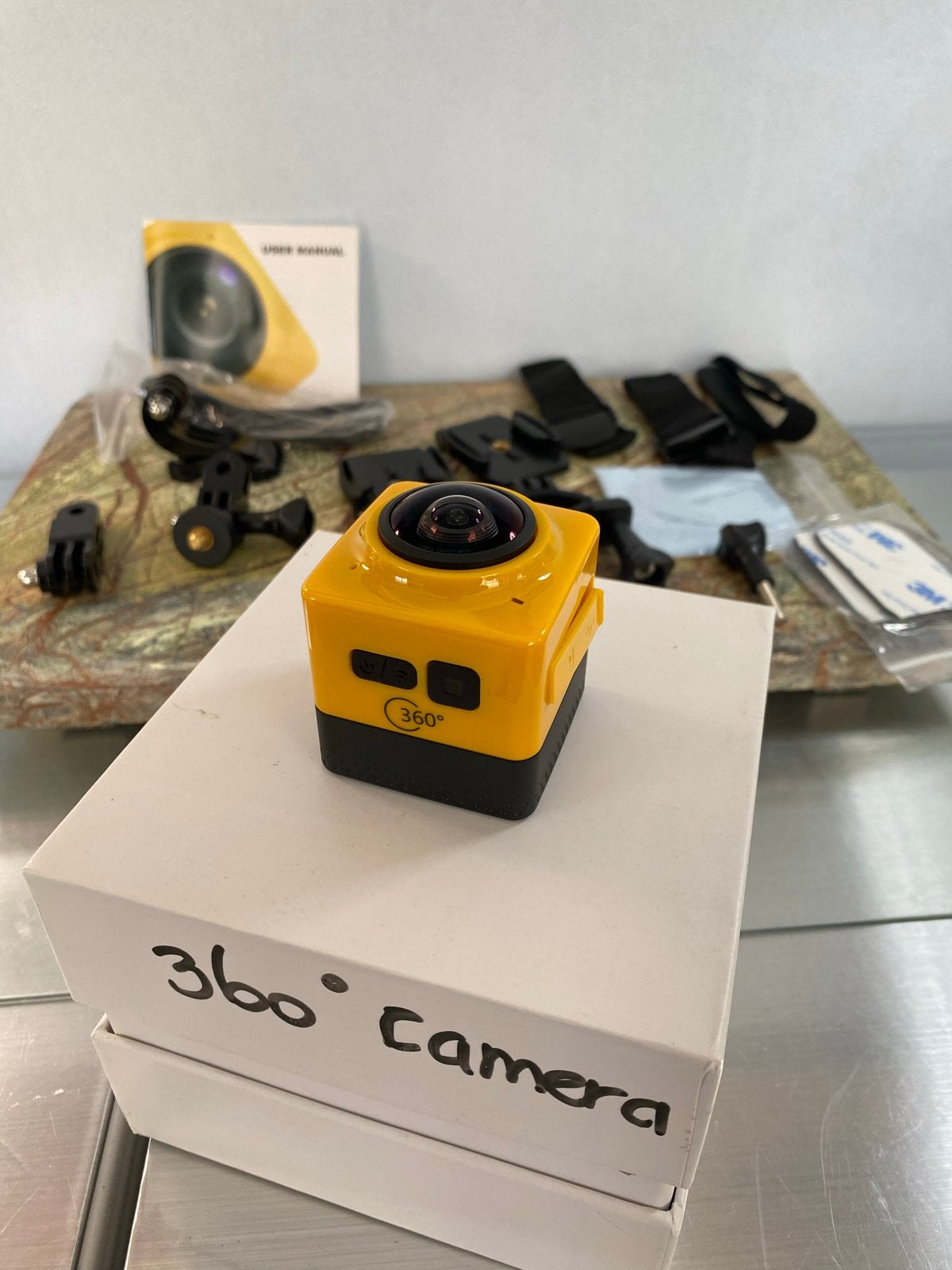 360 Camera met accessoires - Geel/Zwart, Ophalen of Verzenden, Zo goed als nieuw, Overige merken