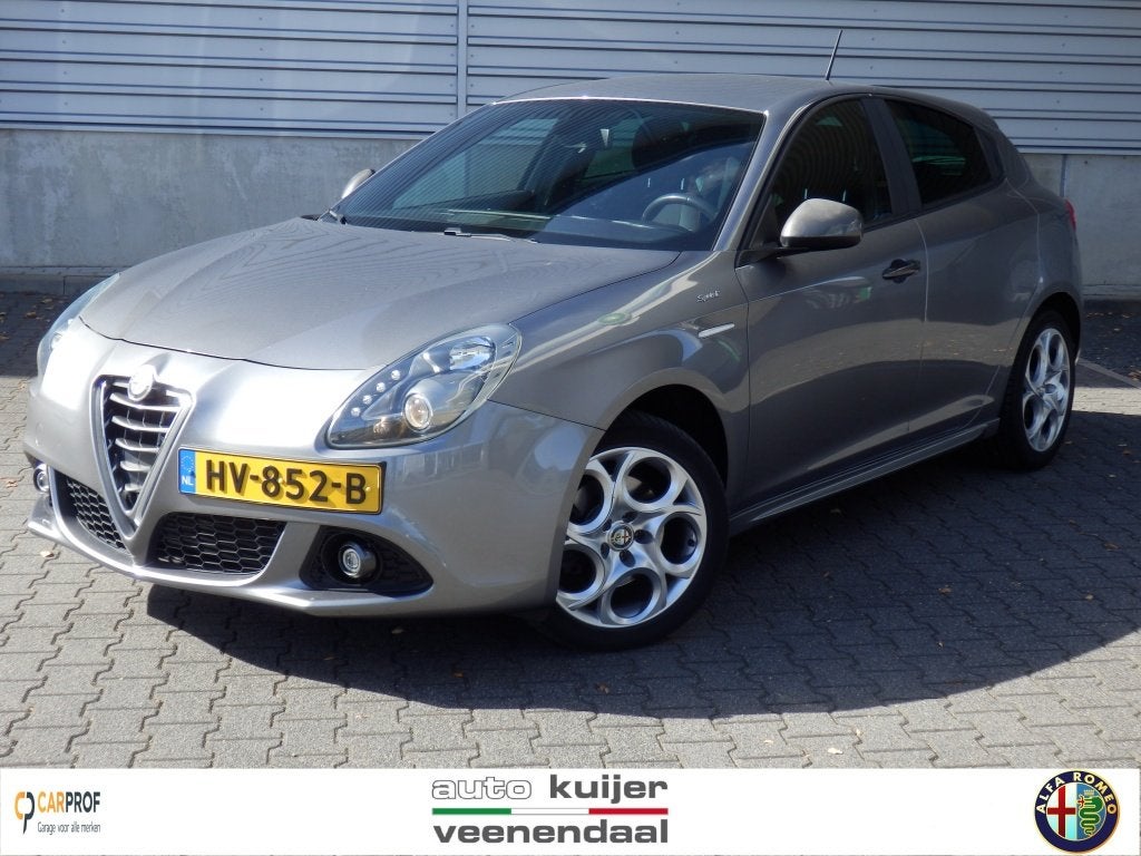 Alfa Romeo Giulietta 1.4 T Sprint 170 pk. I Automaat I 1e ei, Auto's, Dealer onderhouden, Automatische klimaatregeling, Euro 6