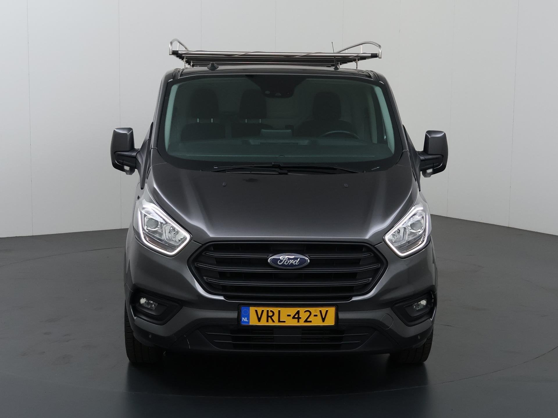 Ford Transit Custom 300 2.0 TDCI L2H1 Trend, Voorwielaandrijving, 4 cilinders, 2800 kg, Origineel Nederlands