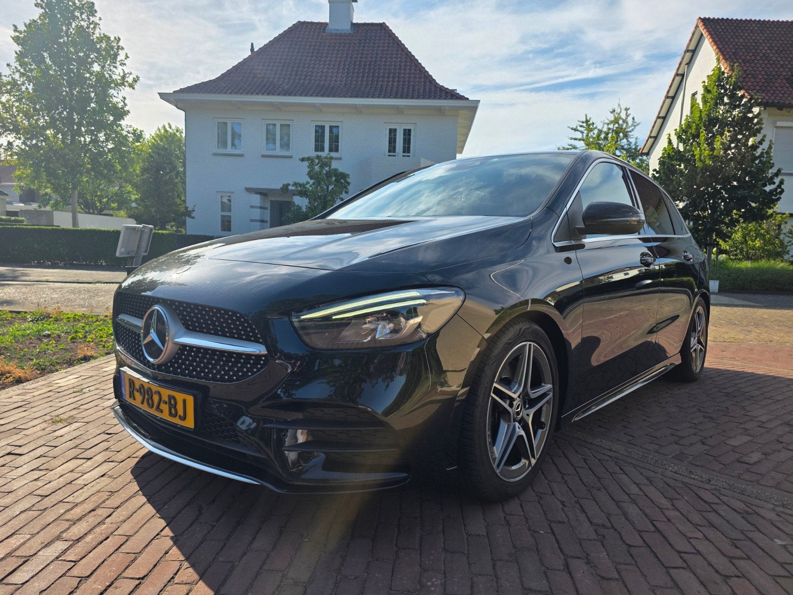 Mercedes-Benz B250 AMG 224PK 7G-DCT 2019 Zwart, Auto's, 745 kg, 4 cilinders, Zwart, 75 €/maand