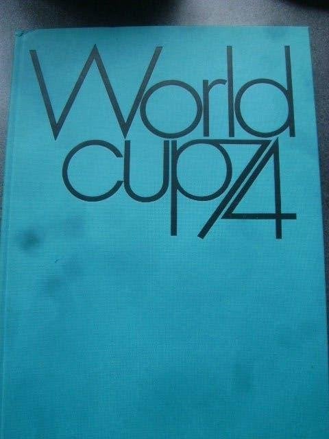 world cup 74, Boeken, Ophalen of Verzenden, Gelezen, Balsport