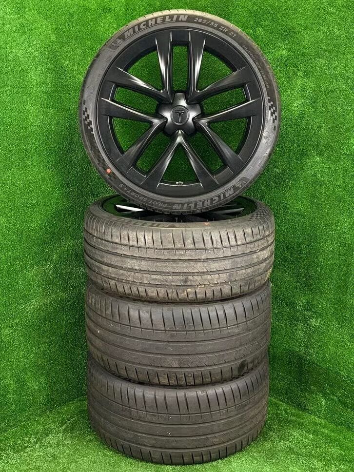 Originele 21 inch Tesla Arachnid Plaid velgen banden Model S, 255 mm, Banden en Velgen, U.S.A., Tesla