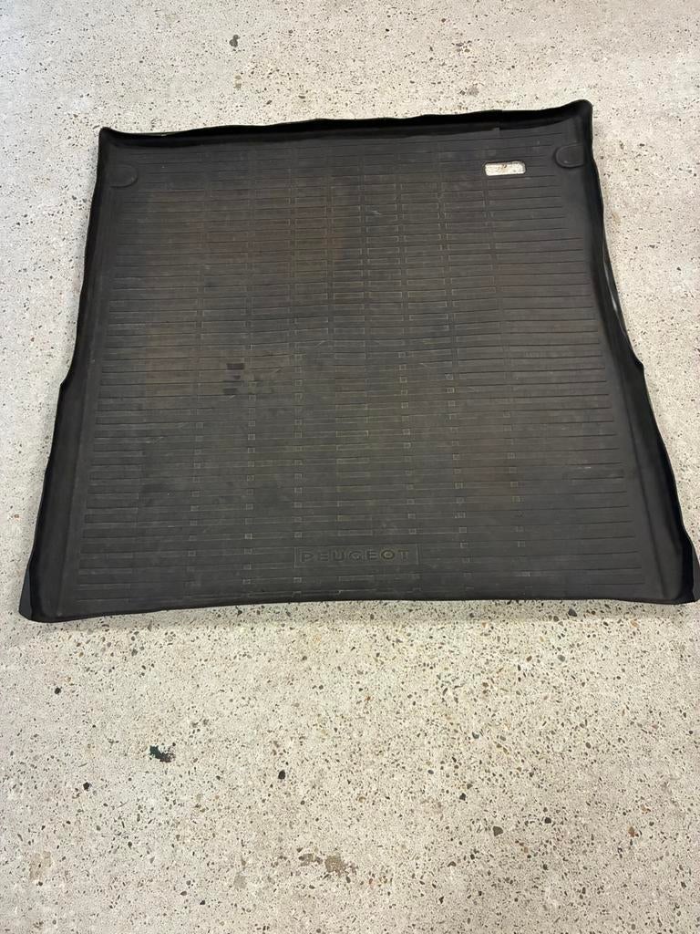 Rubbermat voor kofferbak Peugeot 308 SW 2011-2017, Ophalen, Gebruikt