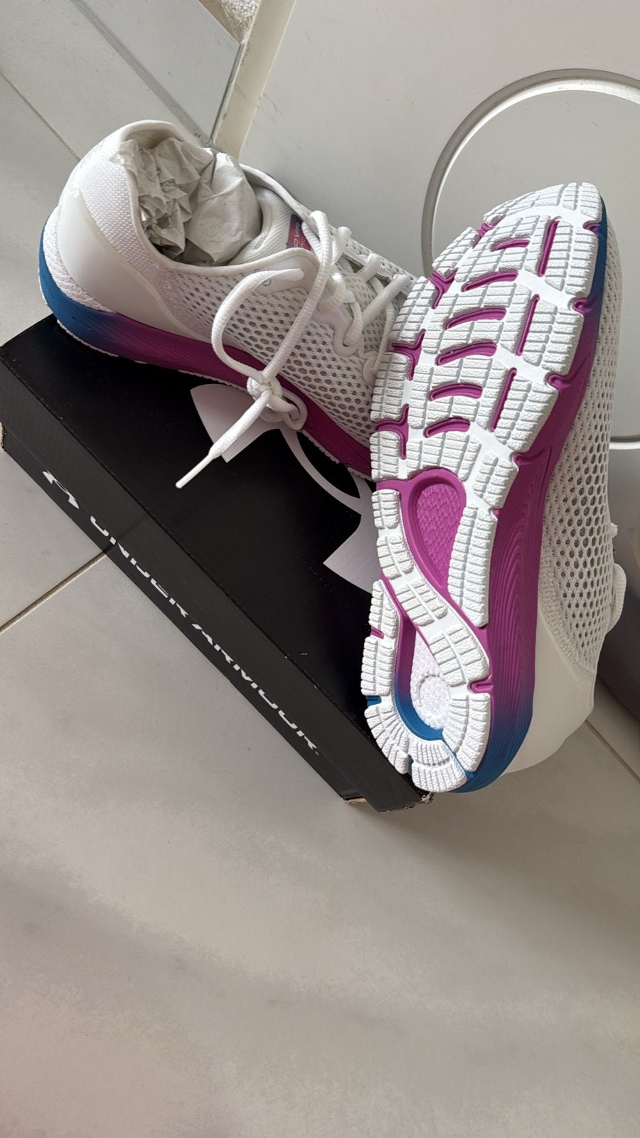 Under Armour HOVR Sonic 4 Hardloopschoenen - Nieuw!, Ophalen of Verzenden, Nieuw, Wit, Sportschoenen