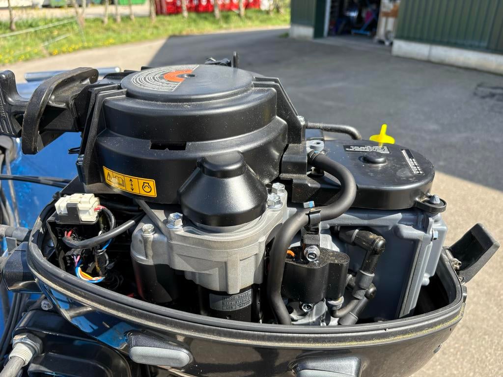 Stabiele visboot met Suzuki buitenboordmotor, Watersport en Boten, Ophalen, Gebruikt