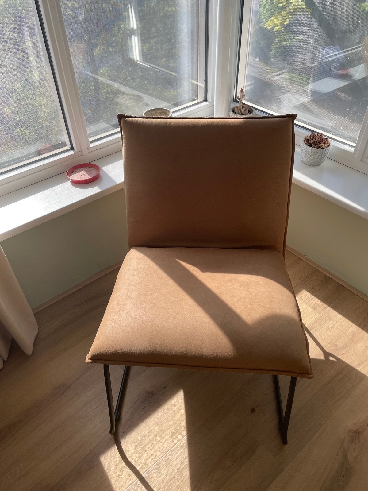 Comfortabele stoel - Bruin stof met metalen onderste, Ophalen, Gebruikt, Bruin, Metaal