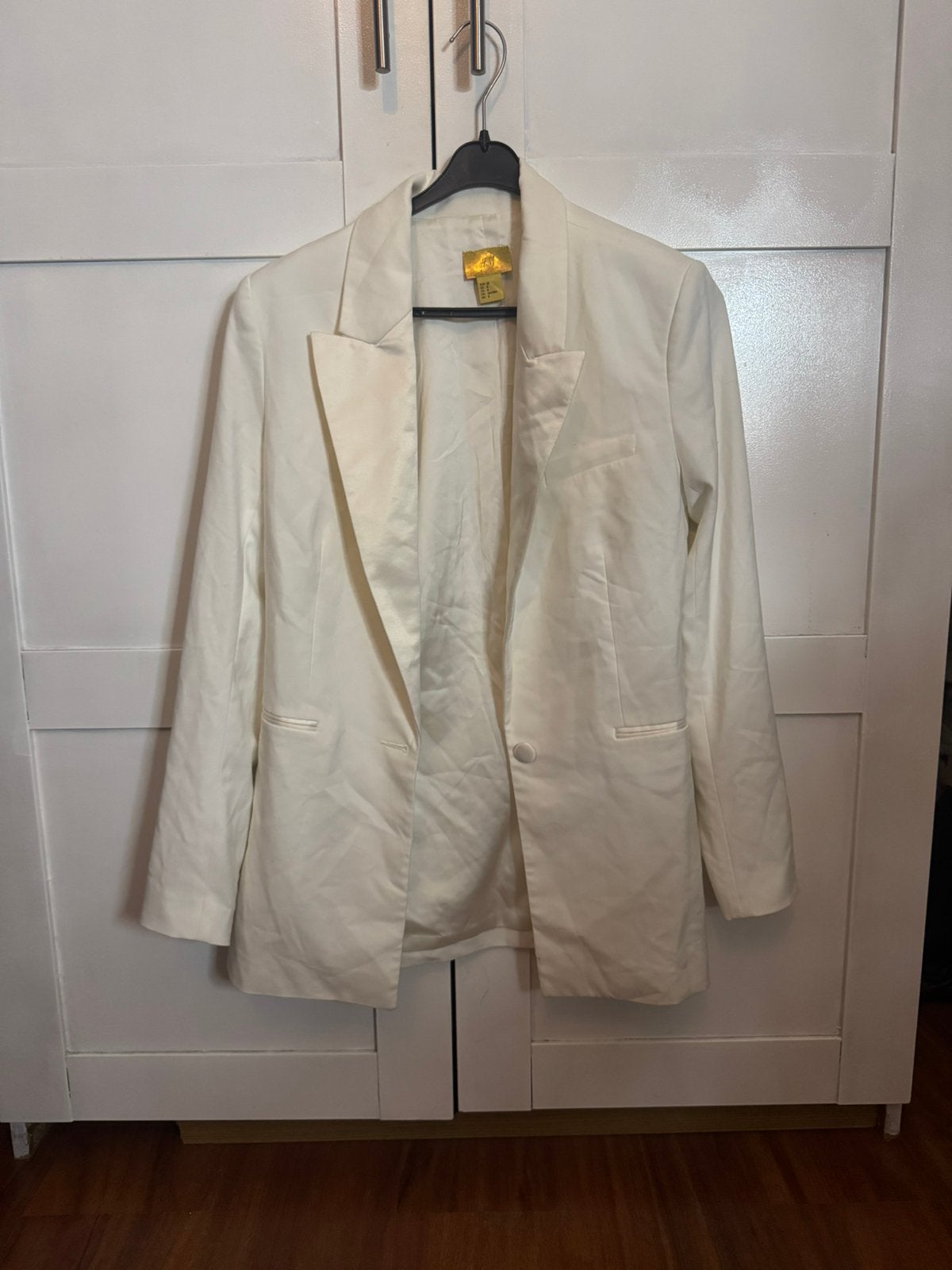 Witte blazer maat m, Kleding | Dames, Jasjes, Kostuums en Pakken, Ophalen of Verzenden, Zo goed als nieuw, Maat 38/40 (M), Wit