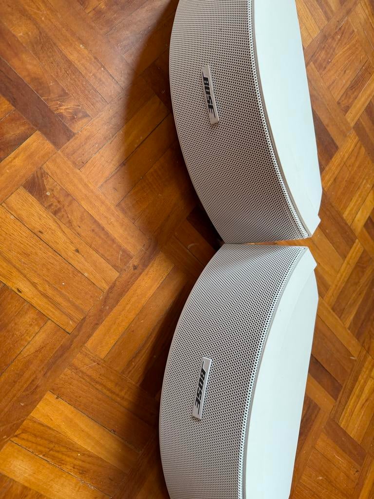 Bose 151 SE speakers voor gebruik terras of zwembad - Wit