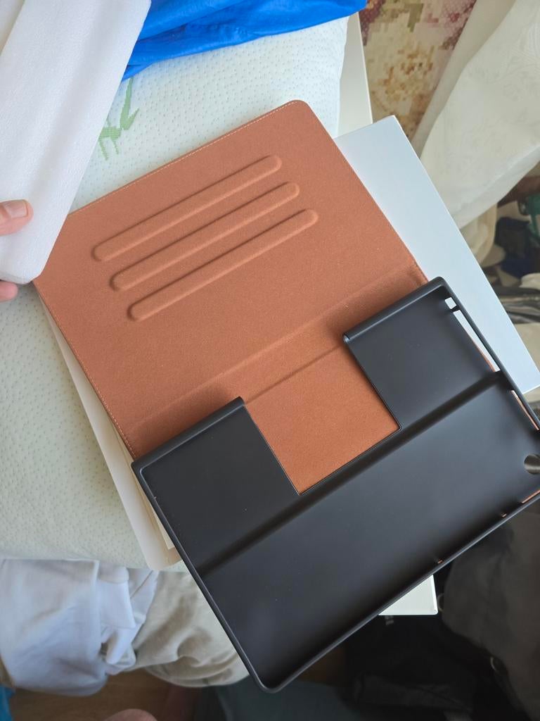 Rosso Element Tablet Case - Bruin (Nieuw), 10 inch, Rosso, Nieuw, Bescherming voor- en achterkant