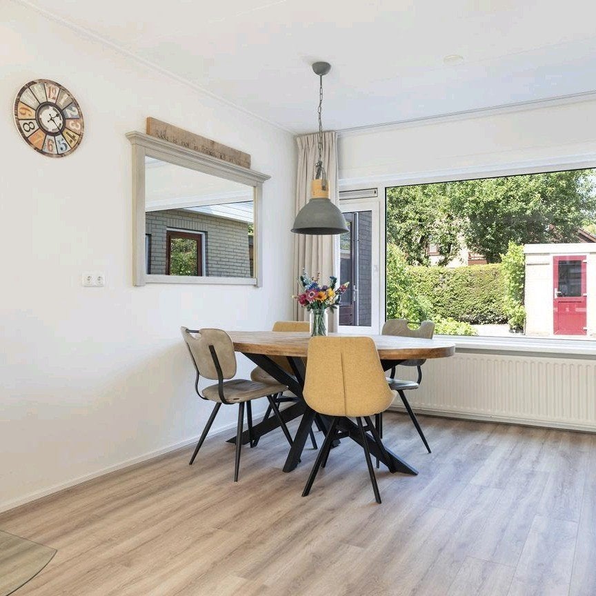 Mooie grote houten spiegel, Ophalen, Rechthoekig, 100 tot 150 cm, Minder dan 100 cm