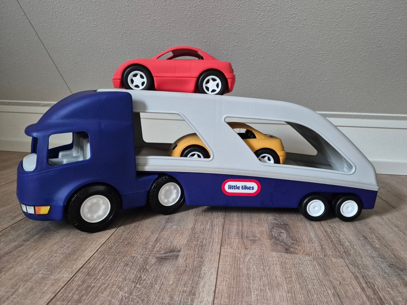 Little Tikes Autoambulance met 2 auto's, Ophalen, Gebruikt