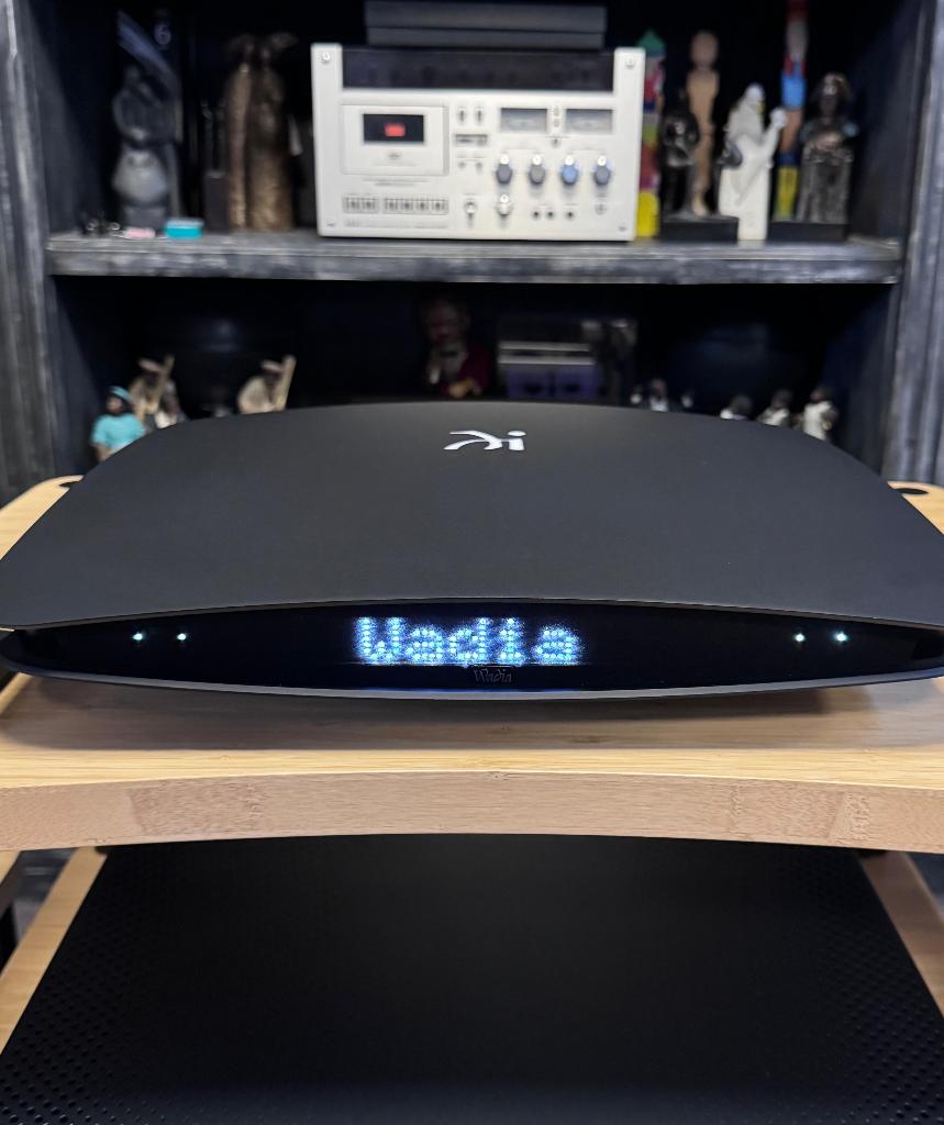 Wadia Intuition 01, Gebruikt, 120 watt of meer, Stereo, Ophalen