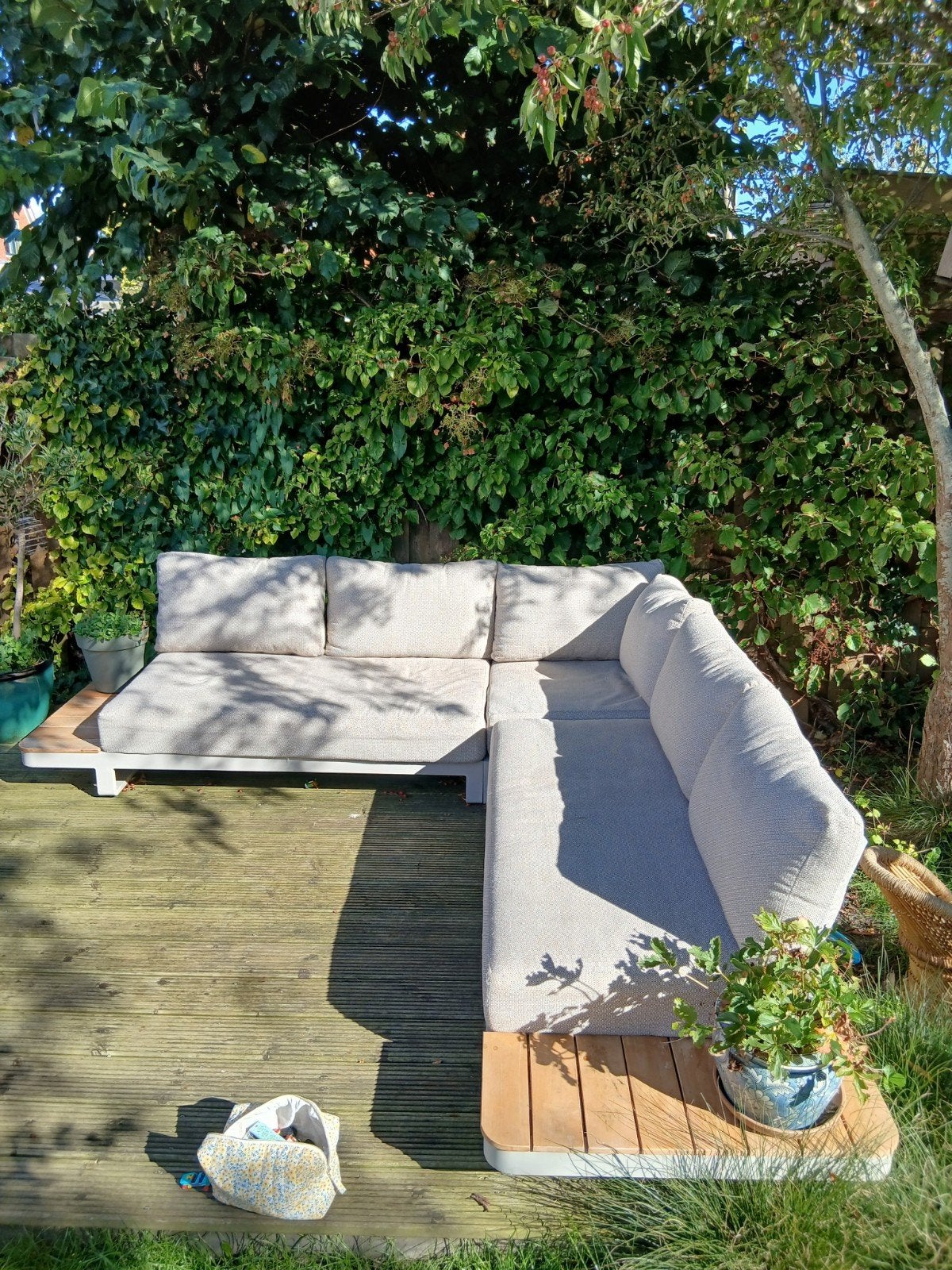 Loungeset buiten 5 pers, dikke kussens. 7 maanden oud, Ophalen, Zo goed als nieuw