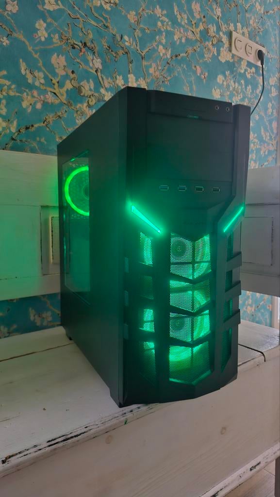 I5 10400 RTX 3060 12GB 32gb Ram, Computers en Software, Desktop Pc's, Ophalen, 32 GB, ASrock, Zo goed als nieuw