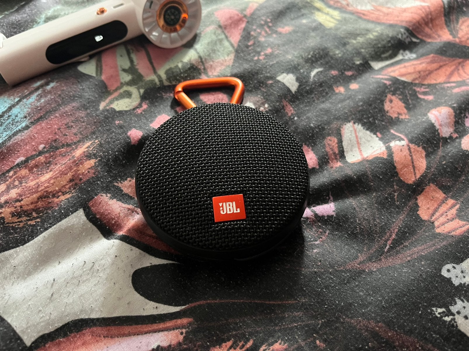 Jbl clip 2 in uitstekende staat, JBL, Overige typen, Ophalen of Verzenden, Zo goed als nieuw