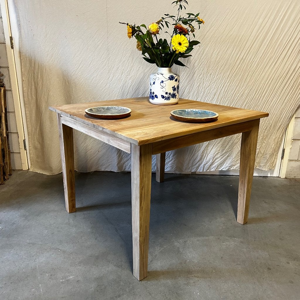 Eettafel - 100 x 100 cm - Massief teakhout – TTM Wonen, TTM Wonen, Meubels – (Perzische) Tapijten en Woonaccessoires, 50 tot 100 cm