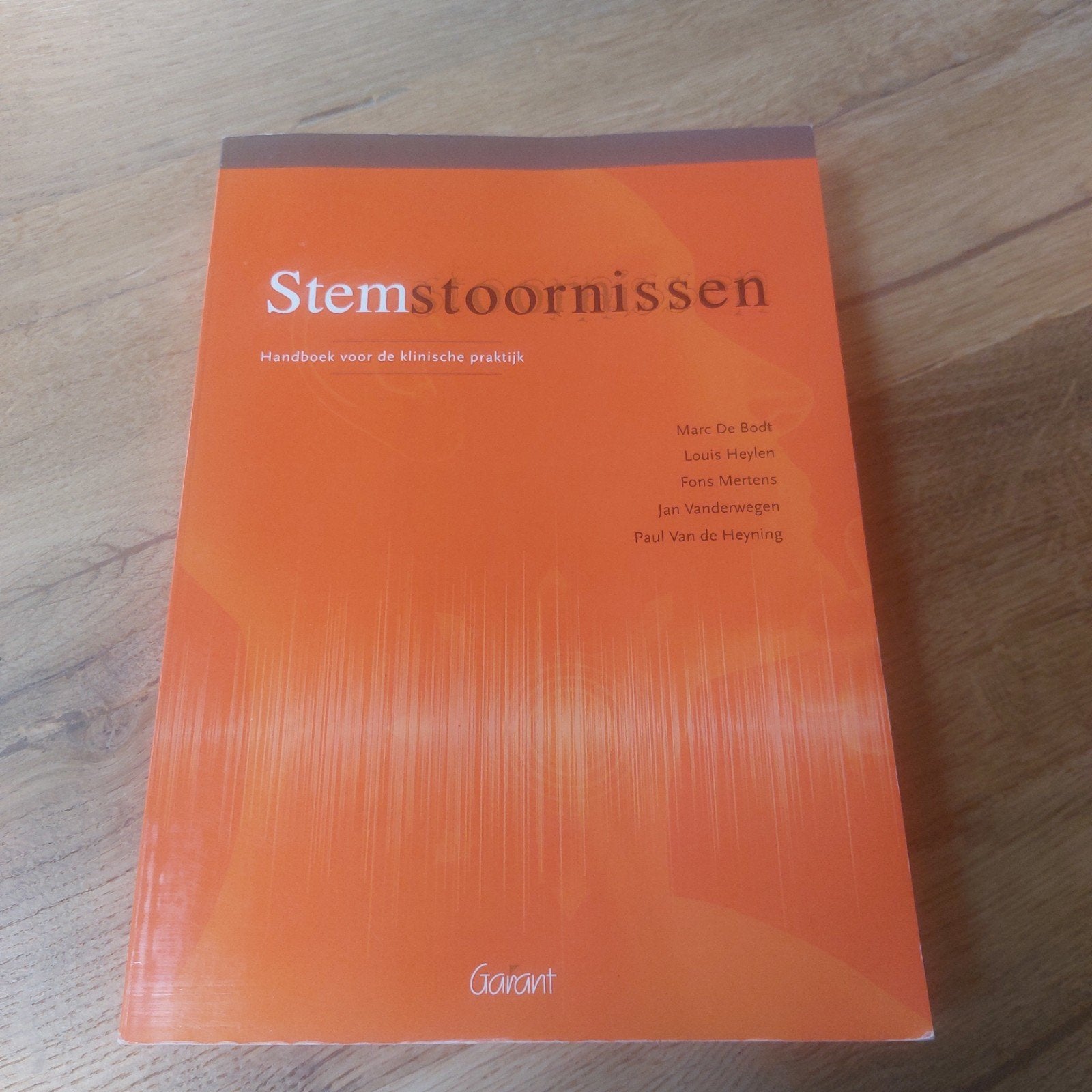 Stemstoornissen: Handboek voor de klinische praktijk, Ophalen of Verzenden, Beta, Zo goed als nieuw, HBO