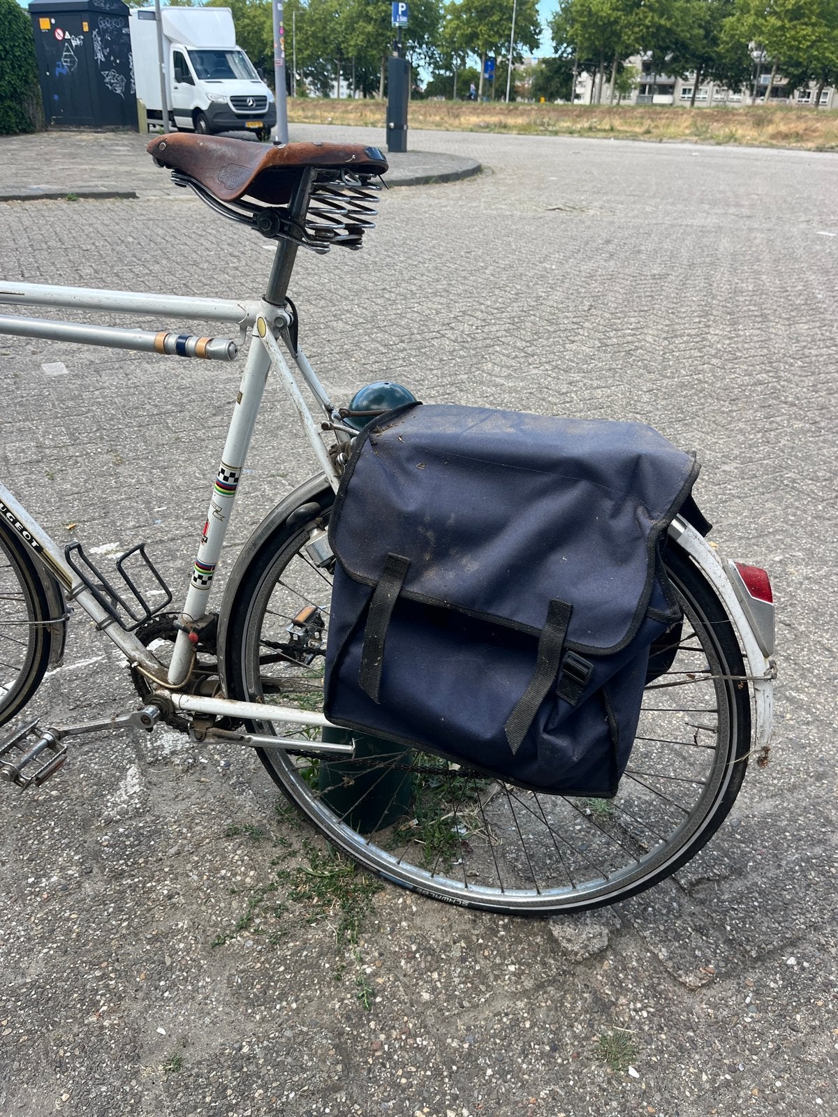 Racefiets (Vintage, Peugeot, Brooks zadel, wit), Fietsen en Brommers, 28 inch, Gebruikt, 10 tot 15 versnellingen, Velgrem