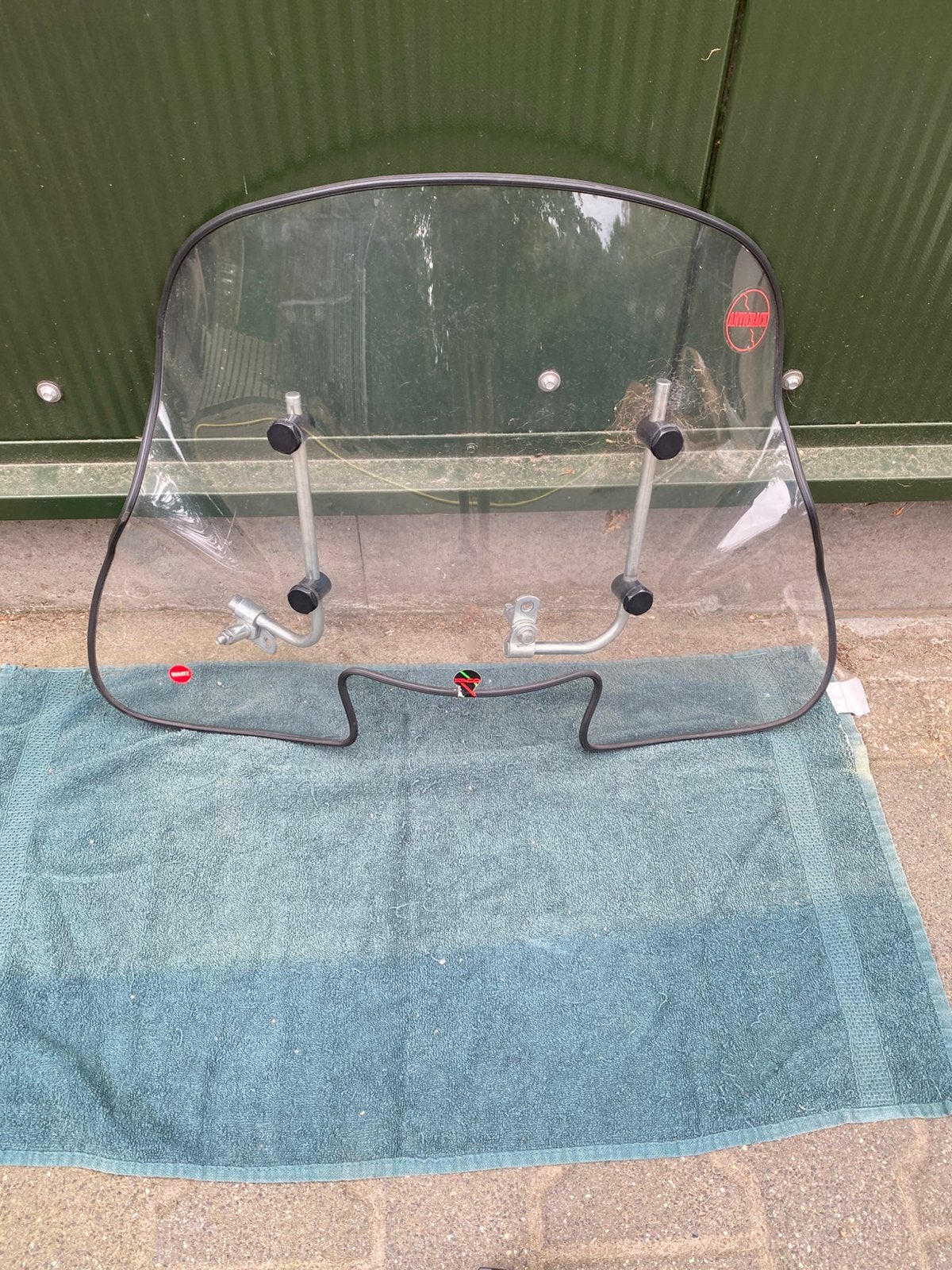 Piaggio skipper windscherm, Ophalen