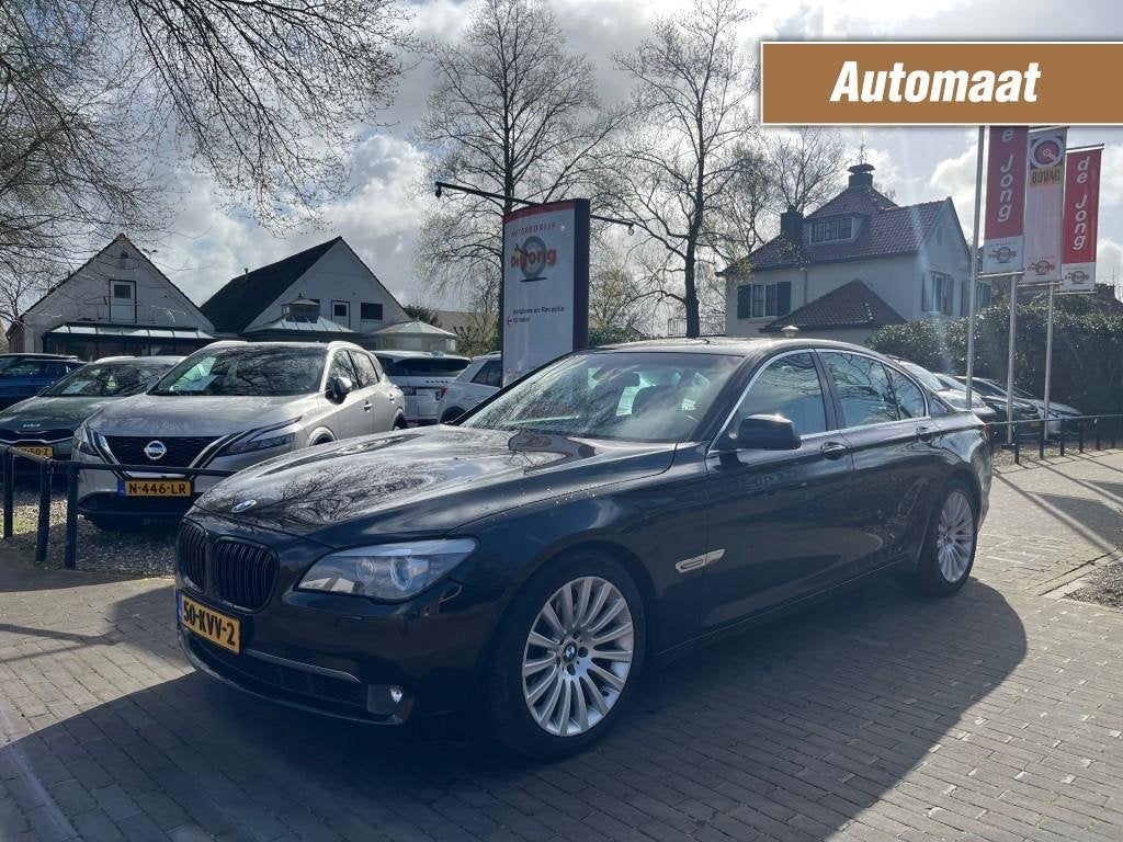 Bmw 7-SERIE 730D 245PK / SCHUIFDAK / LEDER / STOELVERW. / CR, Auto's, Automaat, Euro 5, Achterwielaandrijving, Gebruikt
