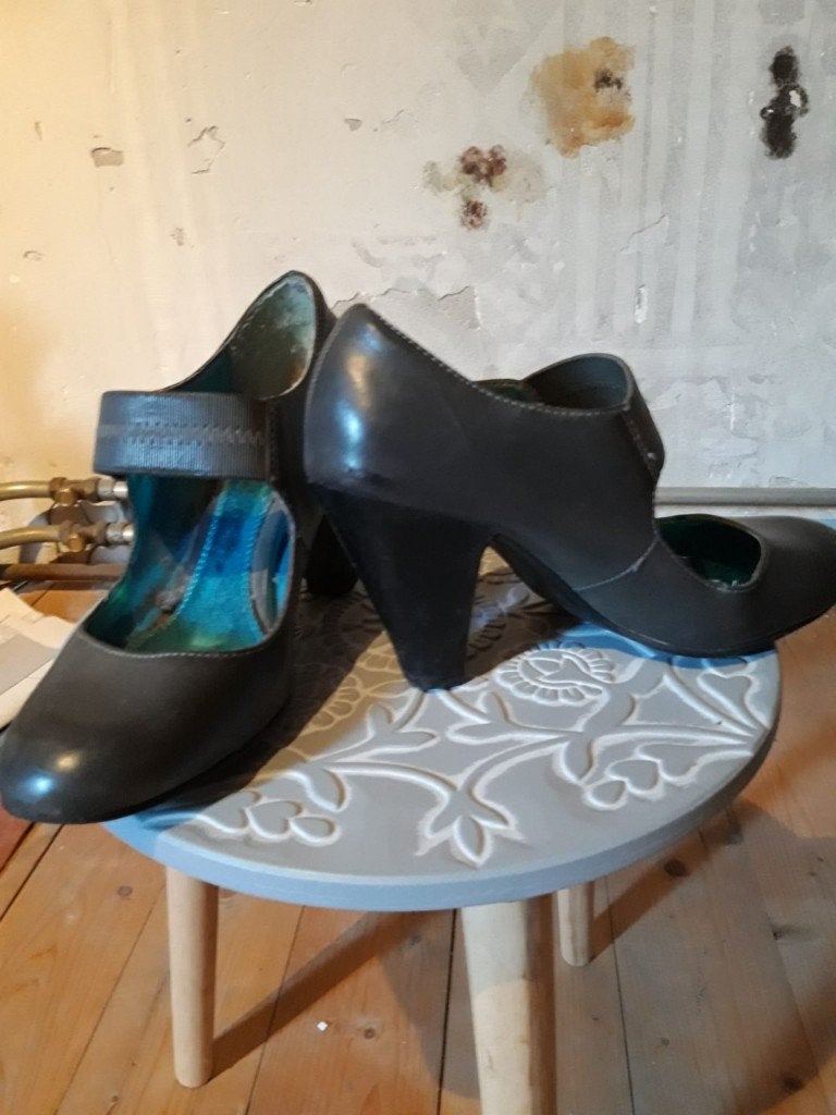 schoenen, Ophalen of Verzenden, Zo goed als nieuw, Schoenen met hoge hakken, Grijs