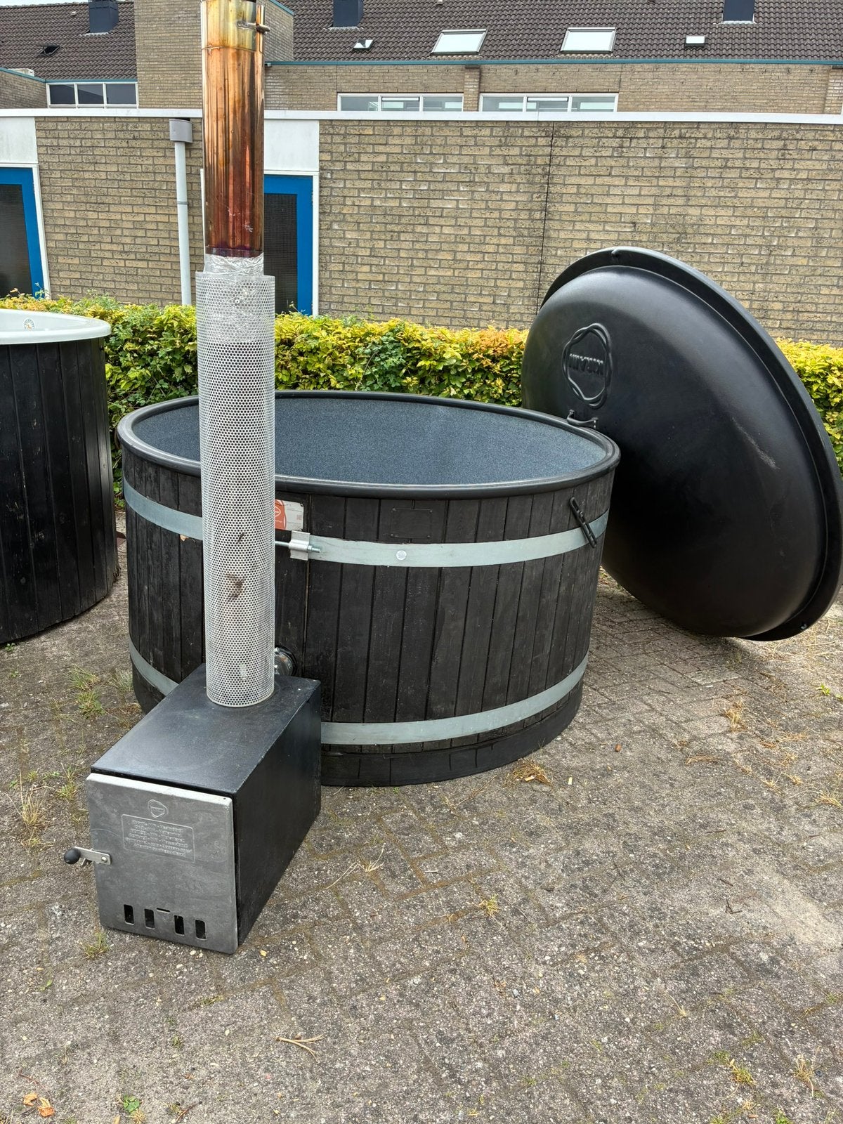 Tweedehandse kirami hottub gebruikt houtkachel - diesel