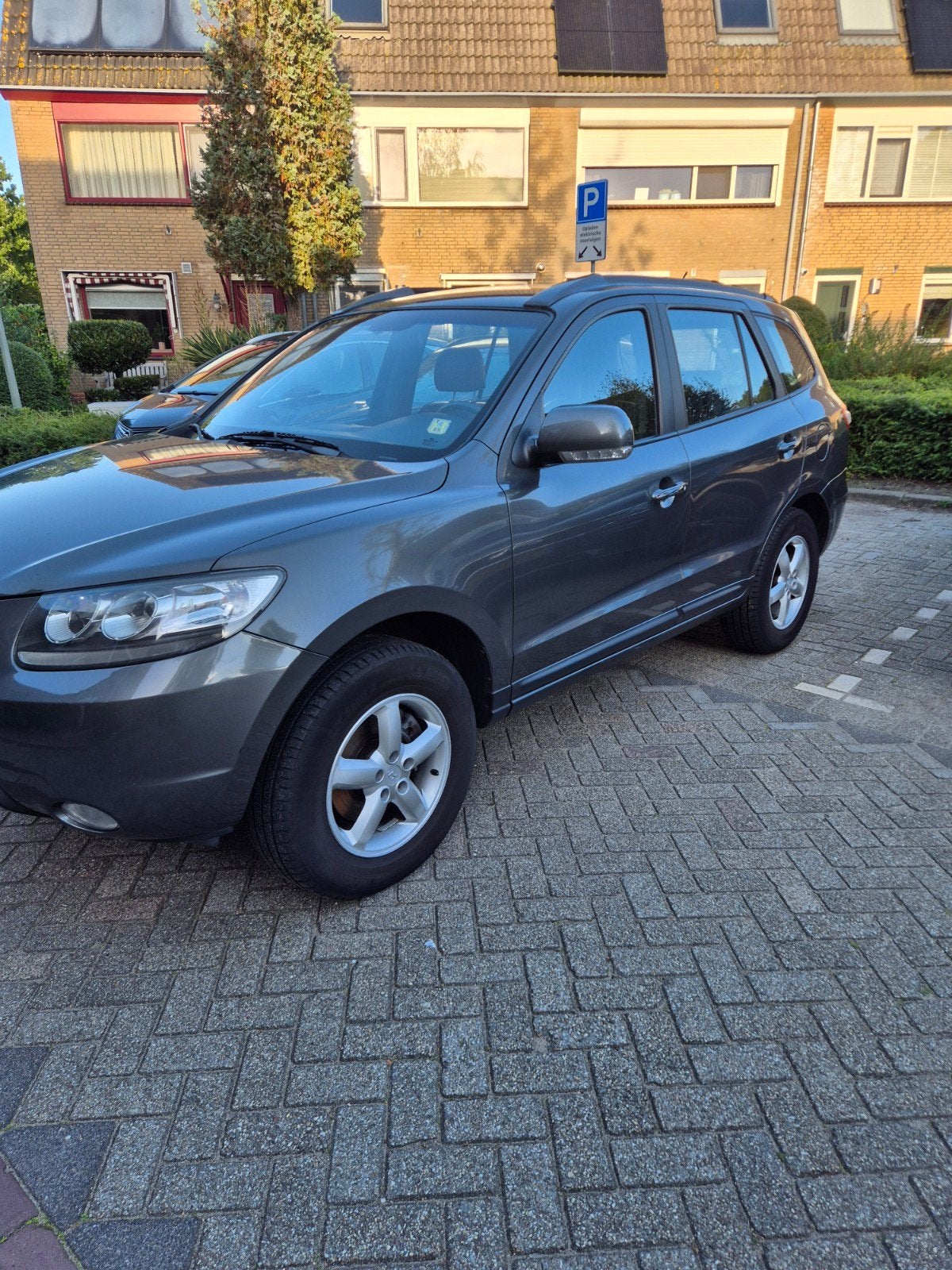 Hyundai Santa Fe 2.7 4WD AUT 2008 Grijs, Auto's, Automaat, Santa Fe, 2000 kg, 2656 cc