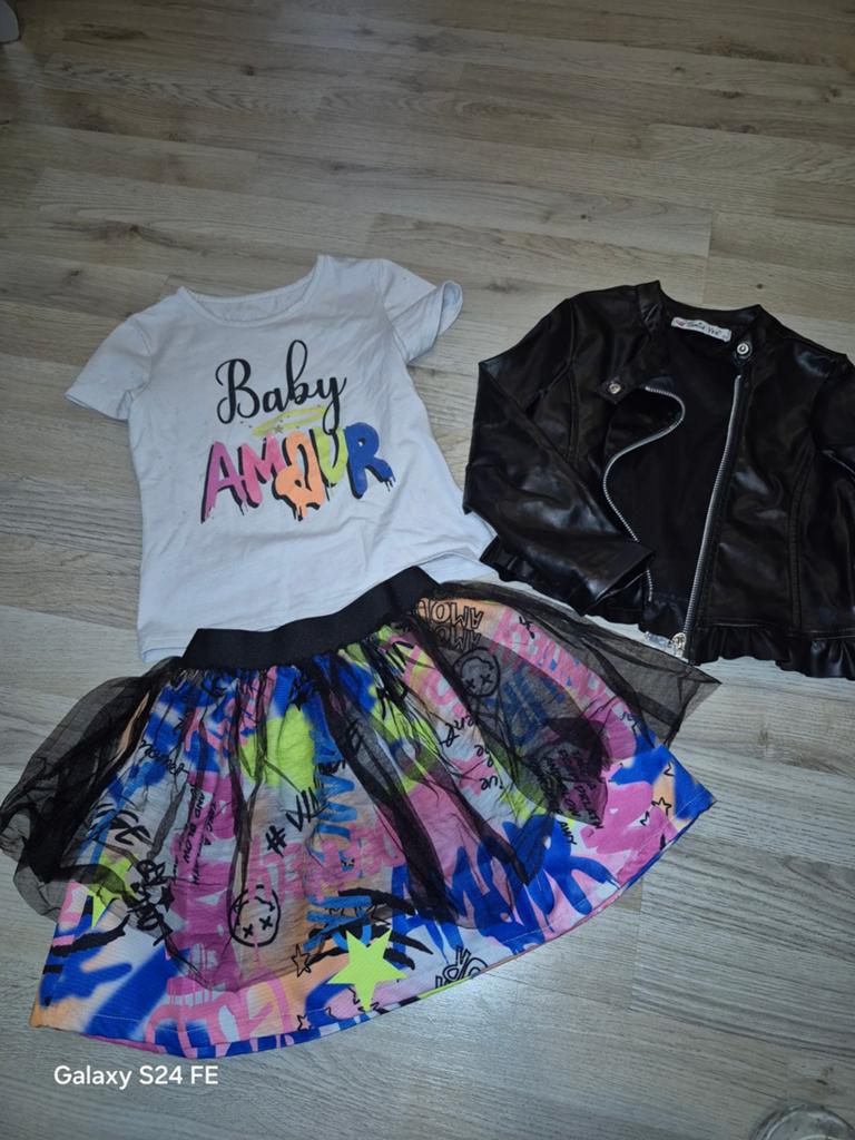 Leuke set: T-shirt, rokje en jasje, Kinderen en Baby's, Ophalen of Verzenden