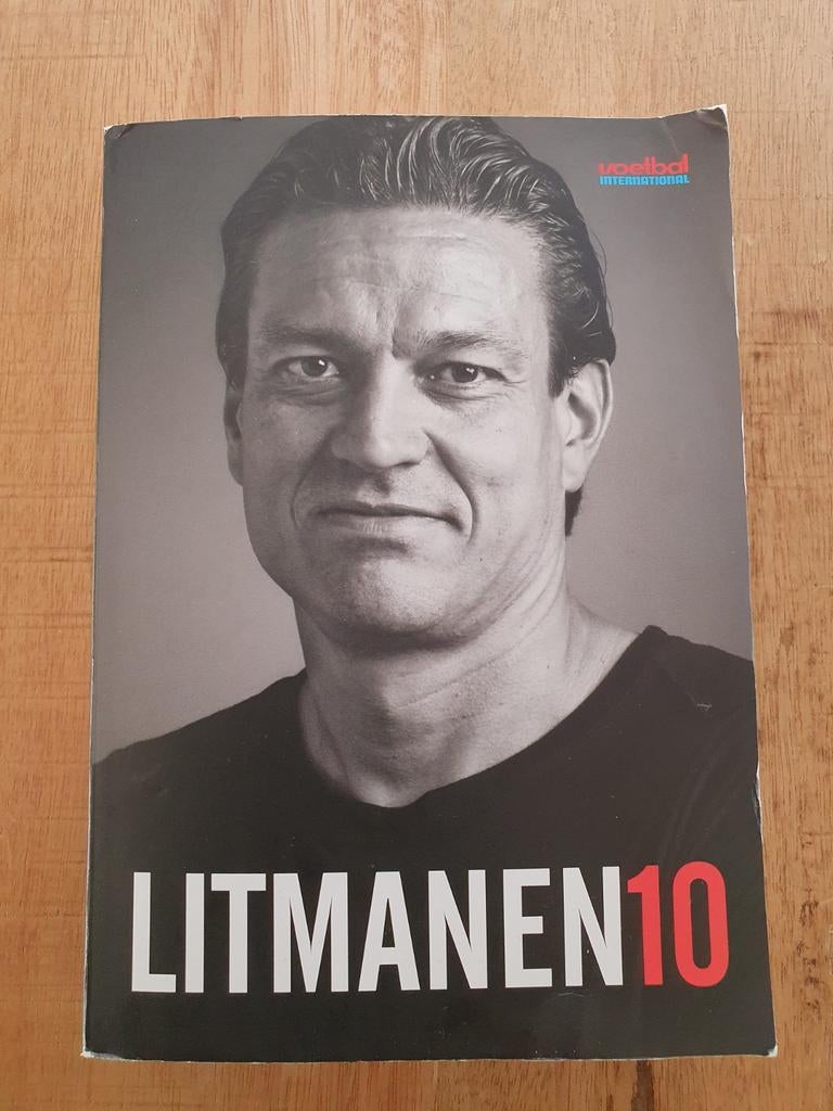 Jari Litmanen - Litmanen 10, Jari Litmanen, Ophalen of Verzenden, Zo goed als nieuw, Sport