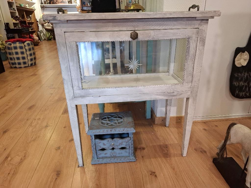 thee kastje vitrine kastje, Antiek en Kunst, Ophalen