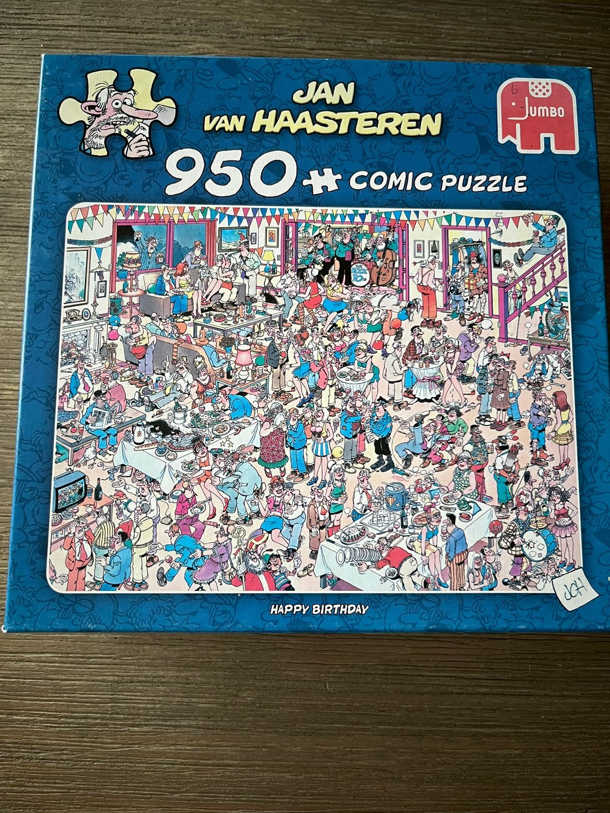 Jan van Haasteren Happy Birthday 950 stukjes (evt. ruilen), Hobby en Vrije tijd, Denksport en Puzzels, Ophalen of Verzenden, 500 t/m 1500 stukjes