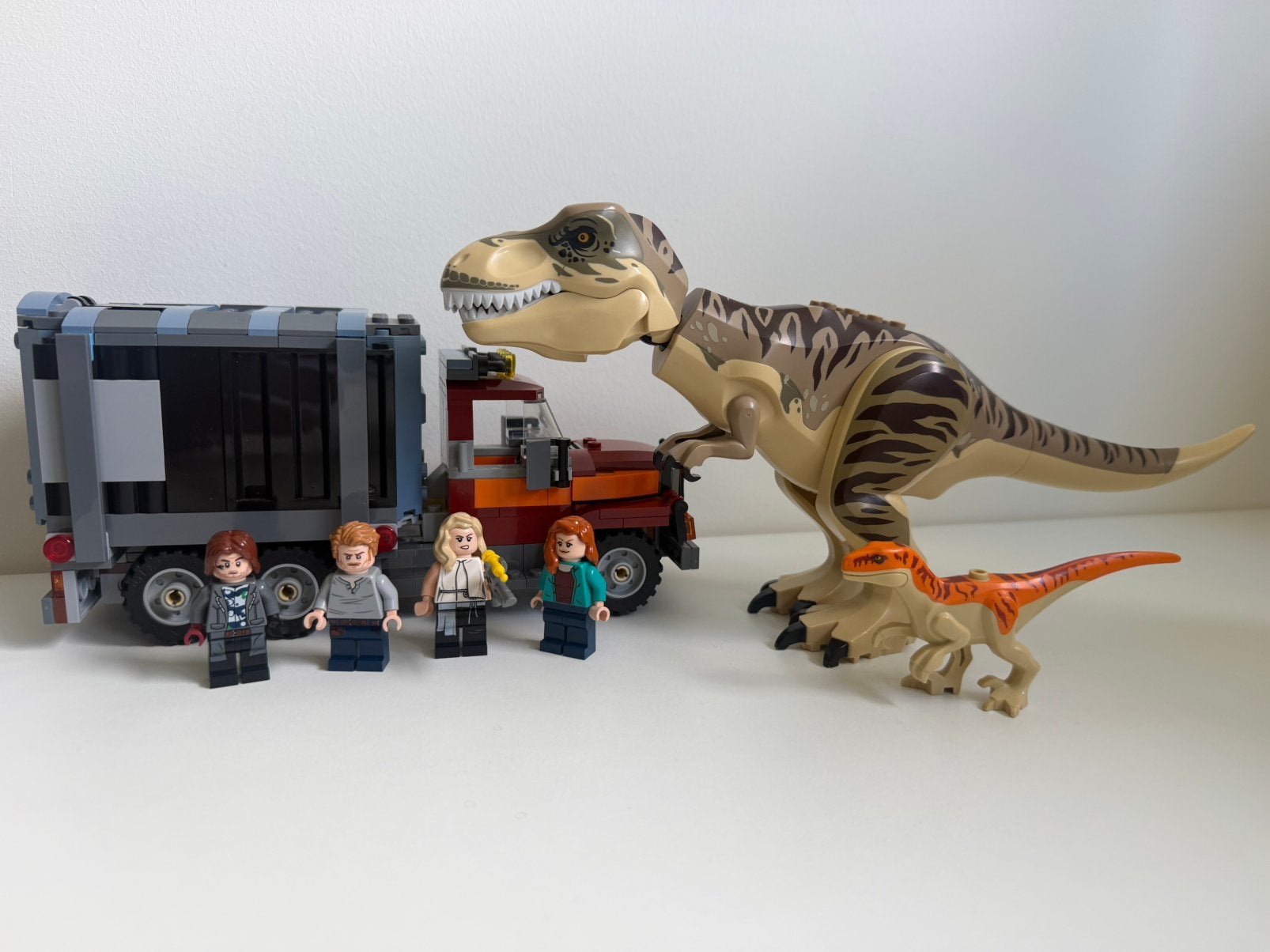 LEGO 76948 - T-rex attack, Ophalen of Verzenden, Zo goed als nieuw