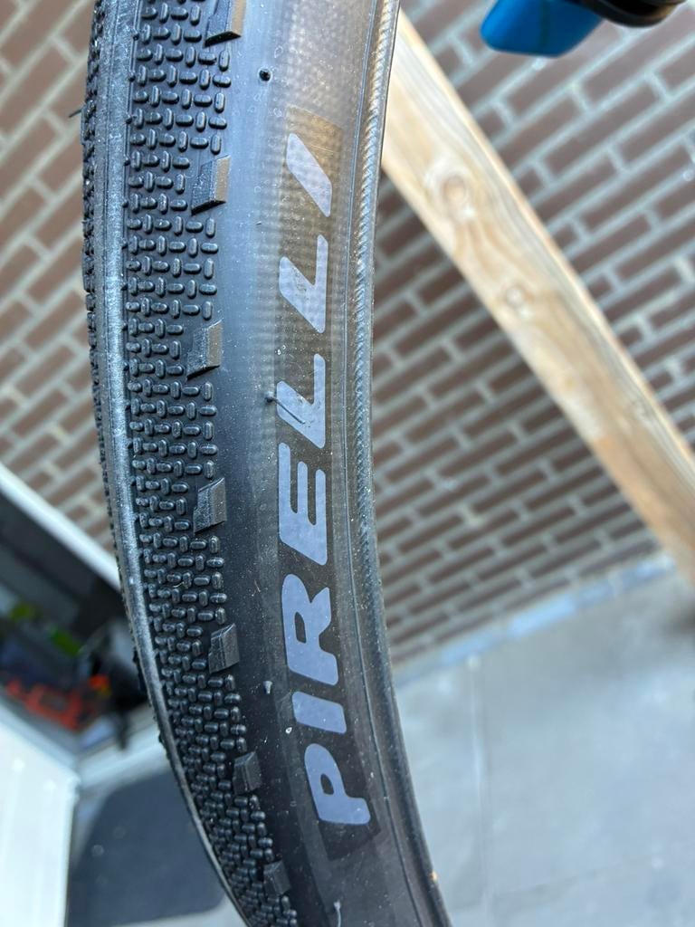 Pirelli 700 x 45, Band, Nieuw, Ophalen of Verzenden, Racefiets