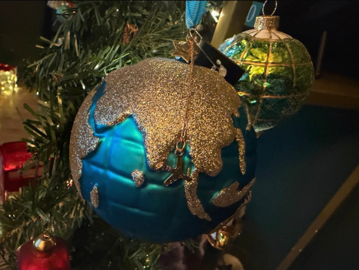 Vondels wereldbol kerst ornament kerstbal KLM, Diversen, Ophalen of Verzenden, Nieuw