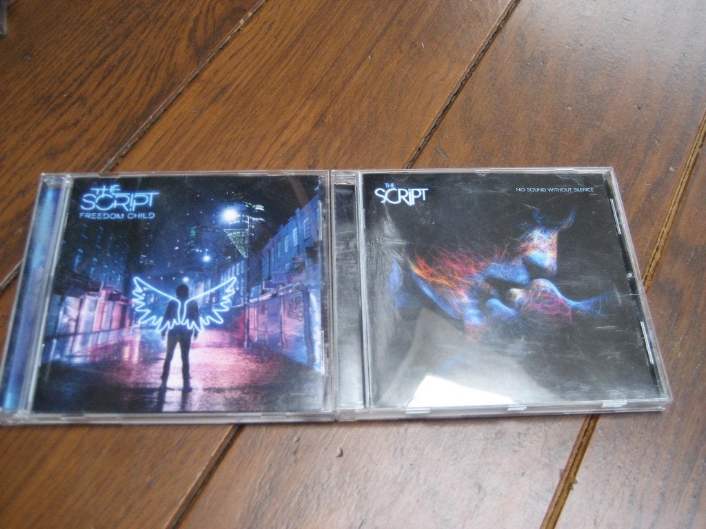 The script 2x albums, Ophalen of Verzenden, Zo goed als nieuw, Poprock