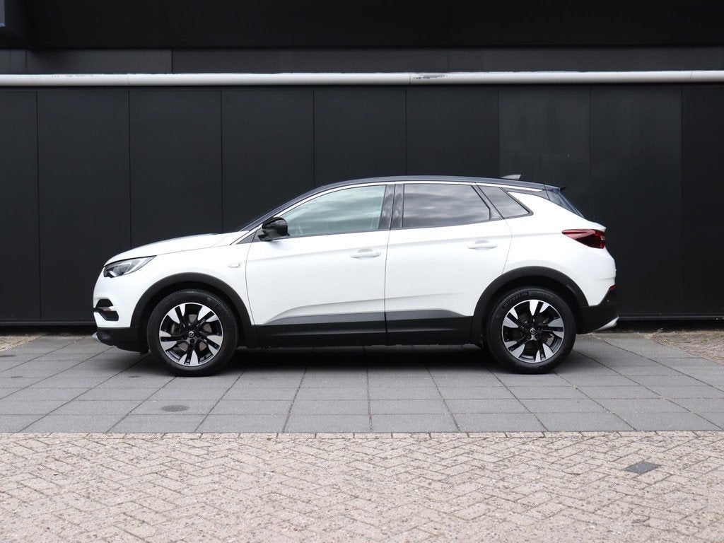 Opel Grandland X 1.6 Turbo Business Executive 181 PK | AUT., Auto's, Opel, 1380 kg, Gebruikt, Euro 6, 4 cilinders