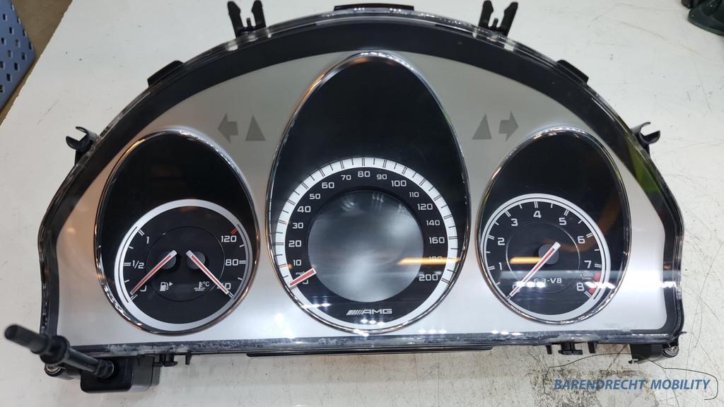 AMG KMteller Mercedes c klasse W204 tacho Mijlen KM teller20, Gebruikt, Mercedes-Benz AG, Mercedes-Benz, Ophalen of Verzenden