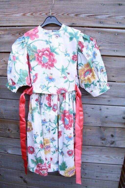 Jurk creme/ kleur Madeleine mt 140 Vaste prijs, Meisje, Ophalen of Verzenden, Zo goed als nieuw, Madeleine