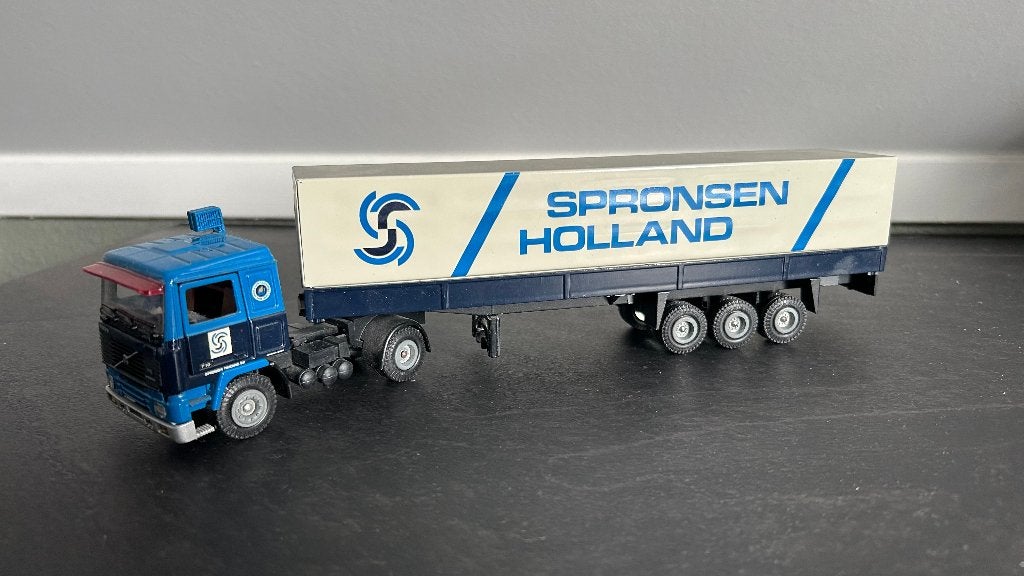 Tekno Modelvrachtwagen schaal 1:50 Volvo F10, Ophalen of Verzenden, Zo goed als nieuw, Bus of Vrachtwagen, Tekno