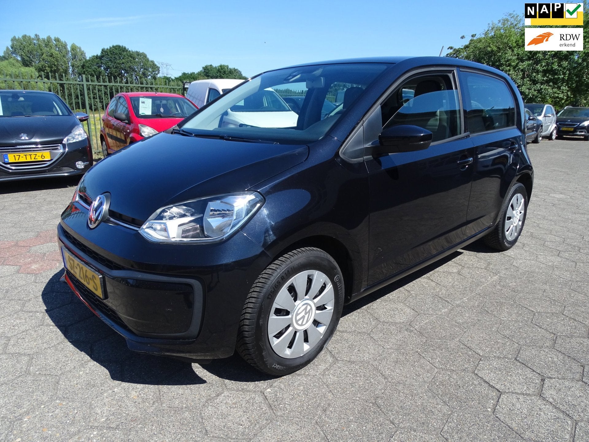 Volkswagen Up! 1.0 BMT move up! AIRCO/BT/5 DEURS, Voorwielaandrijving, Stof, Gebruikt, Zwart