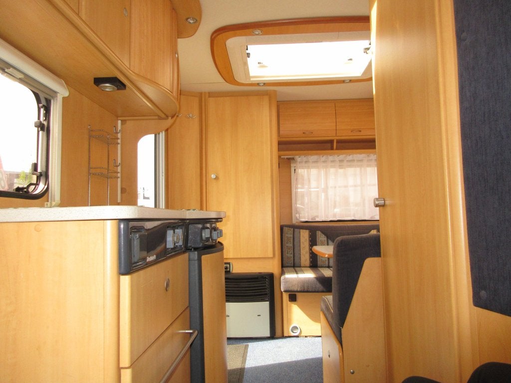 Dethleffs Camper 440 DB DWARSBED EN MOVER, Caravans en Kamperen, Reservewiel, Dwarsbed, Treinzit, Tot en met 3