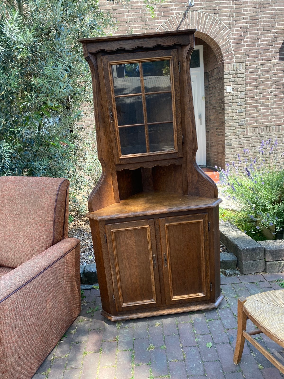 Hoekkast 60 euro, Ophalen