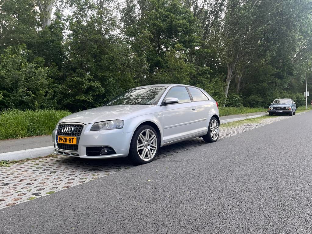 Audi A3 1.6 S-line 75KW 3D 2008 Grijs, Auto's, Audi, Voorwielaandrijving, 4 cilinders, 1200 kg, Particulier