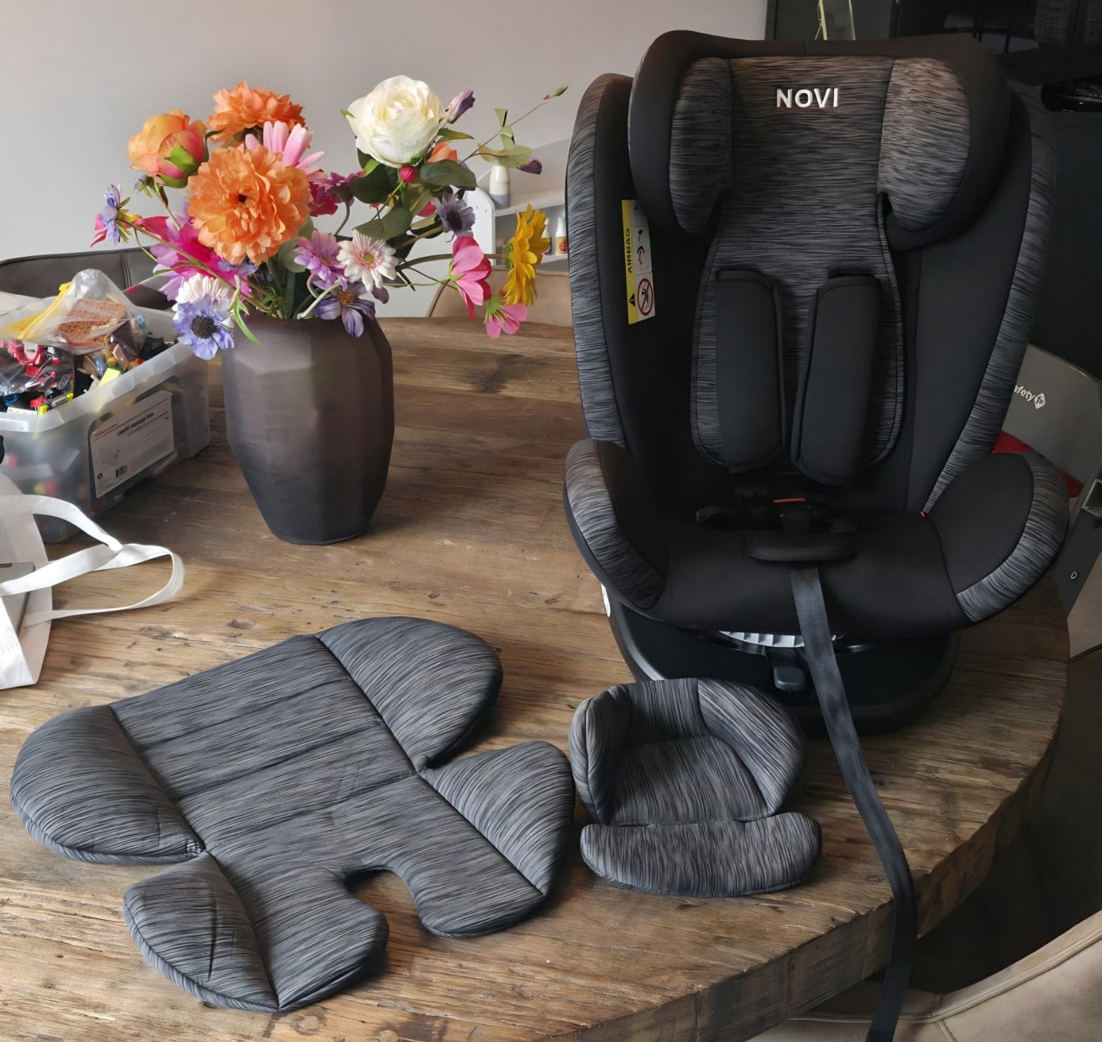 Novi Goliath Go 360 I-Size autostoel – Isofix – comp, 9 t/m 18 kg, Isofix, Slaapstand, Ophalen