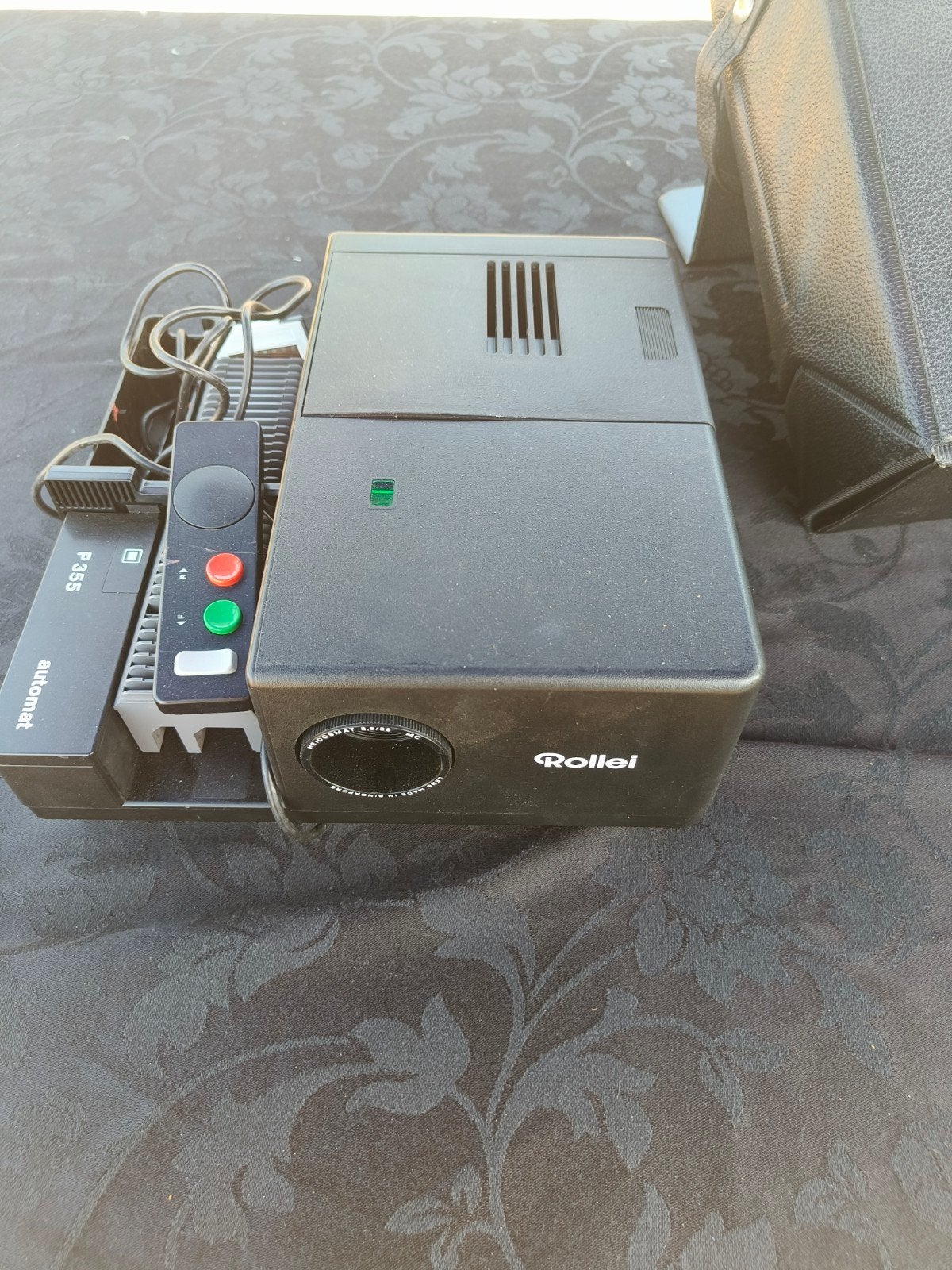 Rollei P 355 Automat diaprojector - niet getest, Audio, Tv en Foto, Diaprojectors, Ophalen of Verzenden, Gebruikt