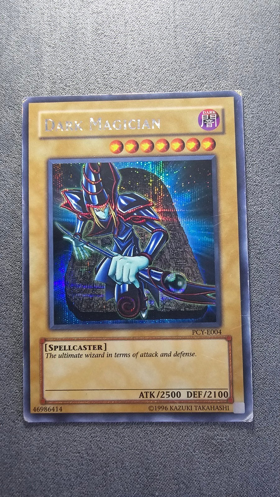 Dark Magician - PCY-E004 - Played, Ophalen of Verzenden, Gebruikt, Losse kaart, Foil
