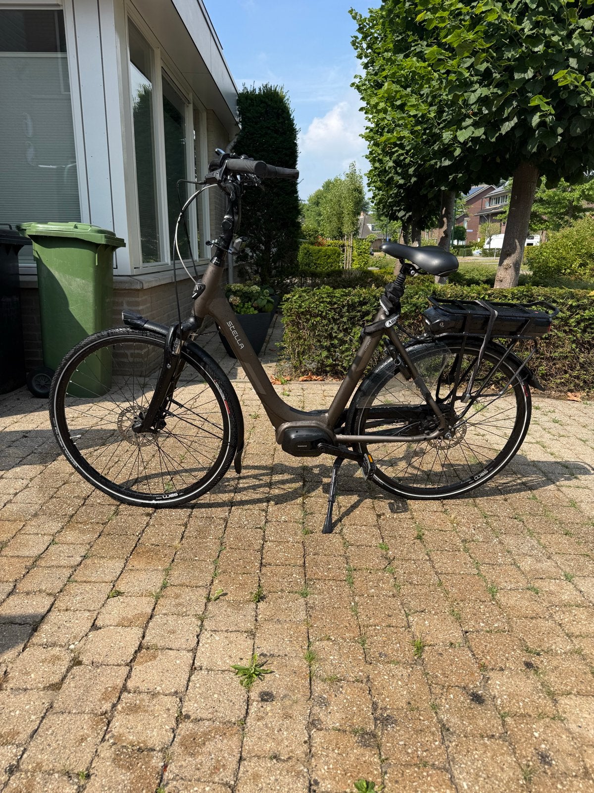 Stella Livorno elektrische fiets 320KM gereden!, Zo goed als nieuw, 51 tot 55 cm, 50 km per accu of meer, Ophalen